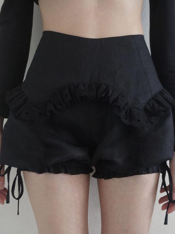 Lace Stitching Low-rise Slim-fitting Pleated Zipper Shorts -- YKIIY CLOTHING